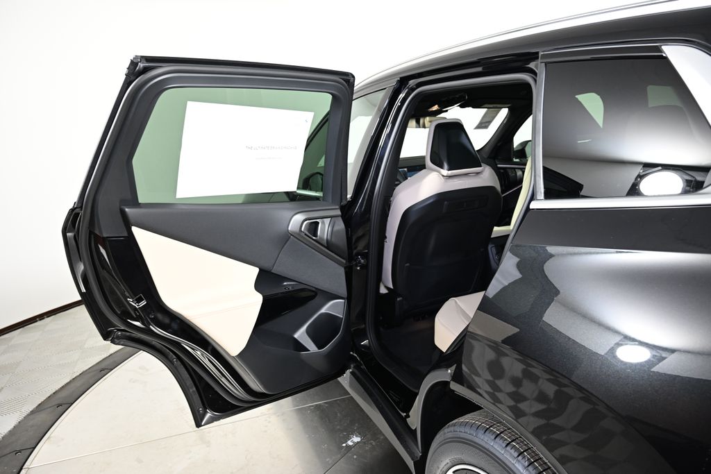 Thumbnail: 2026 BMW X3 - 23