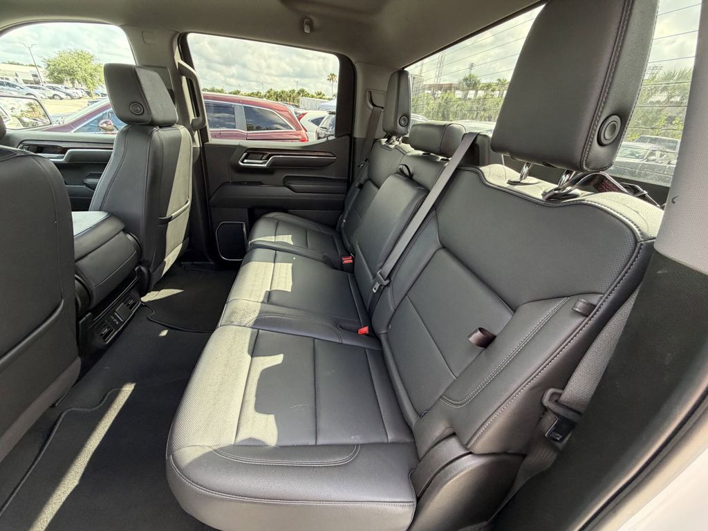 used 2025 GMC Sierra 1500 car, priced at $45,791