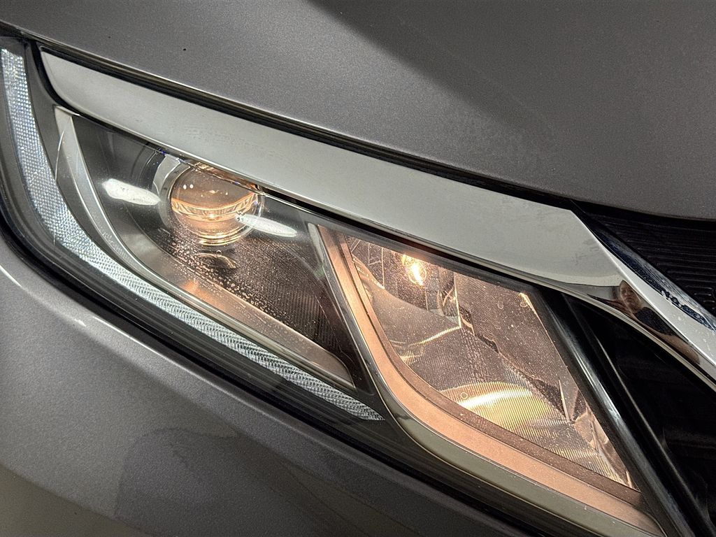 Used Car 2018 Honda Odyssey  Ex-l For Sale Under $25,000 In Austin, Texas