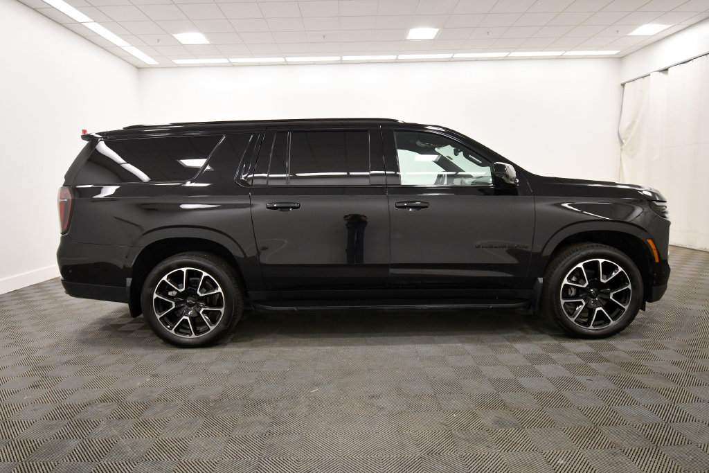 Used 2025 Chevrolet Suburban SUV