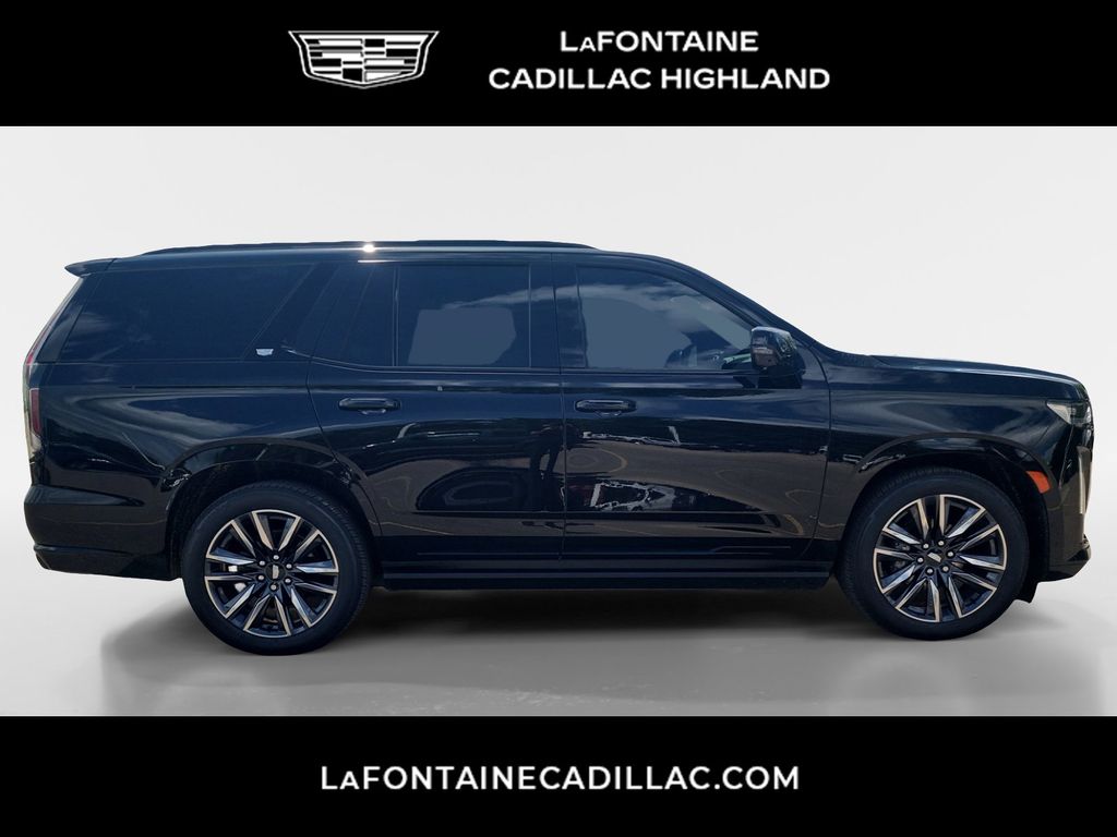 2022 Cadillac Escalade Sport 8