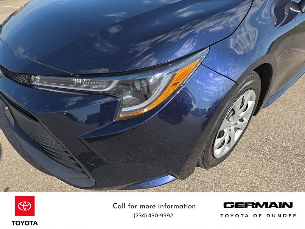 2023 Toyota Corolla LE photo 11