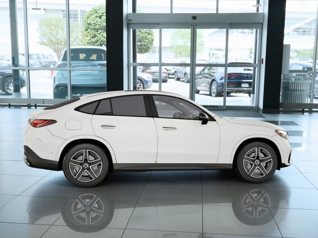 Thumbnail: 2027 Mercedes-Benz GLC - 16