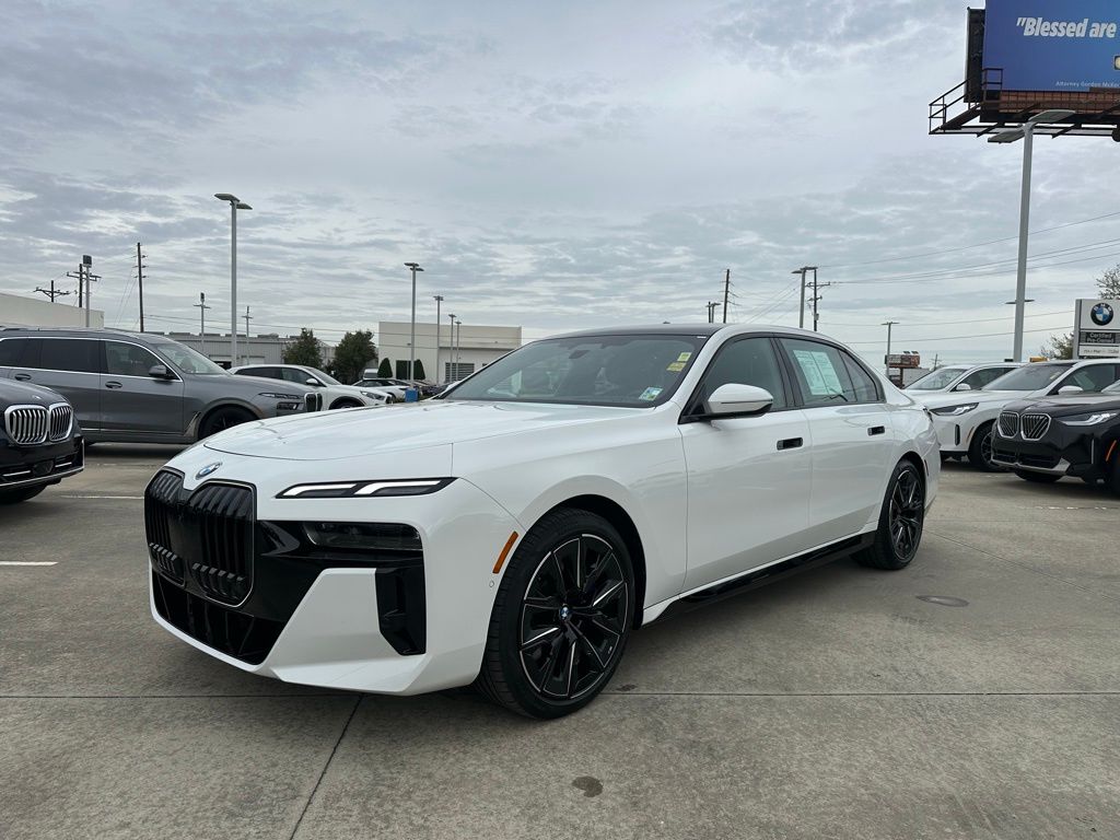 2024 BMW 7 Series 740i RWD