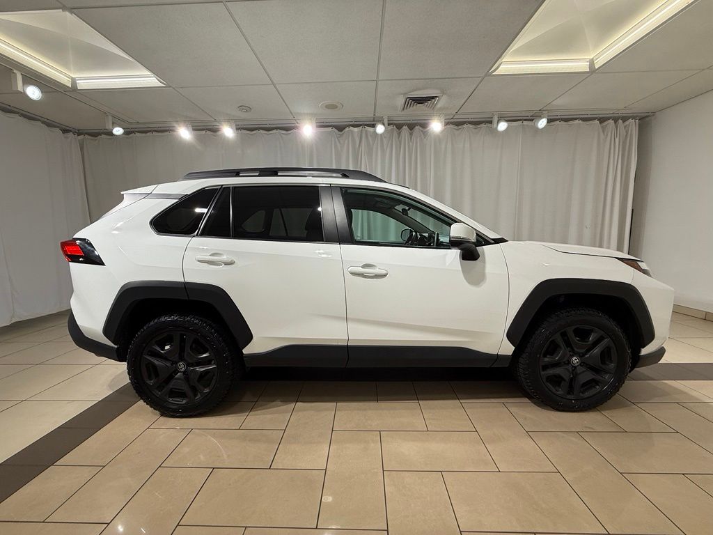 Thumbnail: 2024 Toyota RAV4 - 6