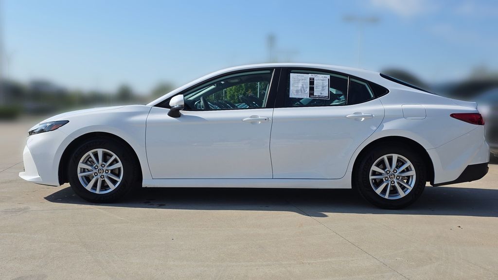 Used 2025 Toyota Camry LE with VIN 4T1DAACK9SU592510 for sale in Kansas City
