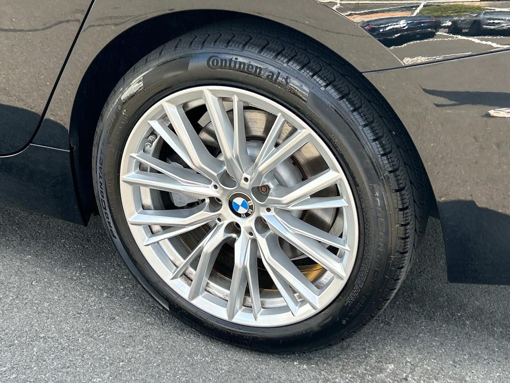 Thumbnail: 2024 BMW 3 Series - 7