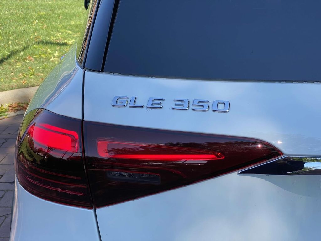 2025 Mercedes-Benz GLE 350 8