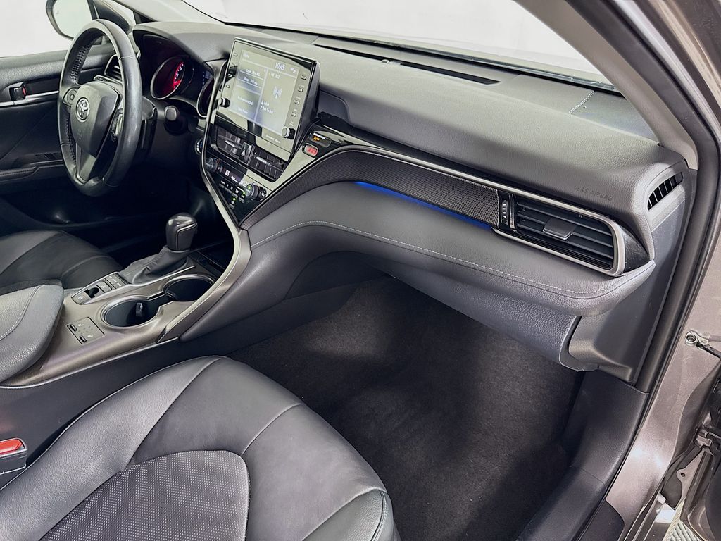 Thumbnail: 2021 Toyota Camry - 30