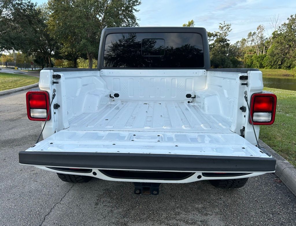 Thumbnail: 2020 Jeep Gladiator - 10