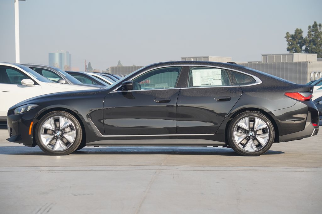 2025 BMW i4 eDrive40 4