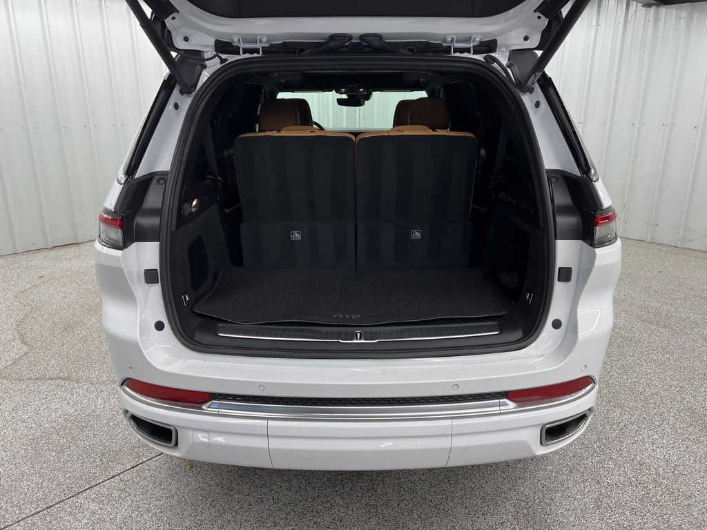 2025 Jeep Grand Cherokee L Summit - 8