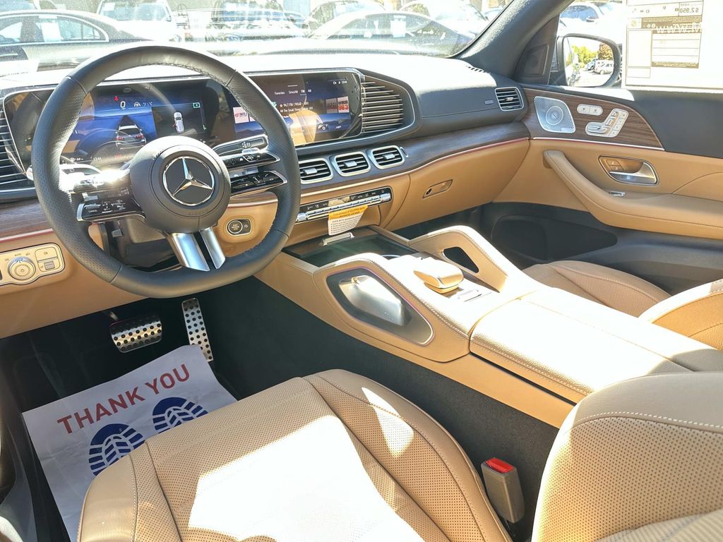 Thumbnail: 2026 Mercedes-Benz GLS - 8