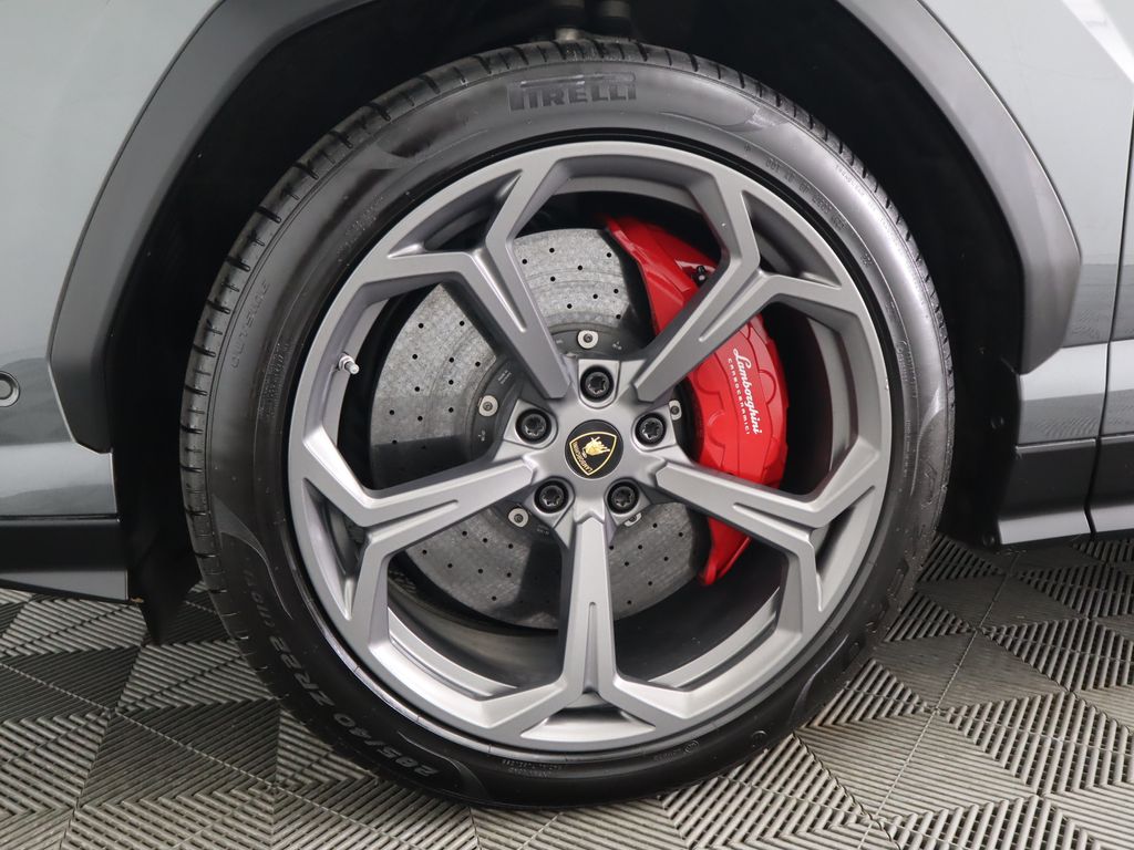 2019 Lamborghini Urus S 31