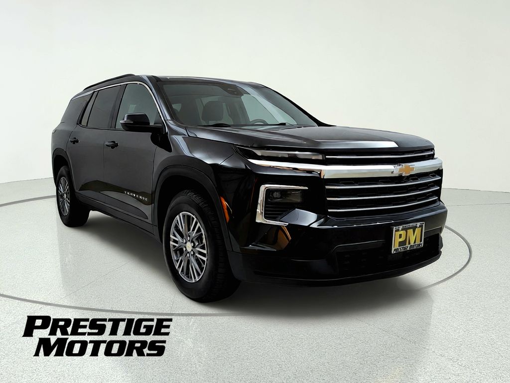 Black 2026 Chevrolet Traverse SUV / Crossover Four-Wheel Drive 8-Speed Automatic