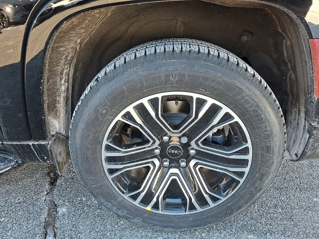 New 2026 Jeep Grand Wagoneer L SUV
