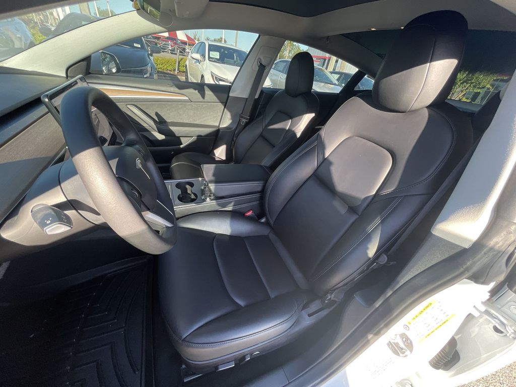 Used 2022 Tesla Model 3 Sedan