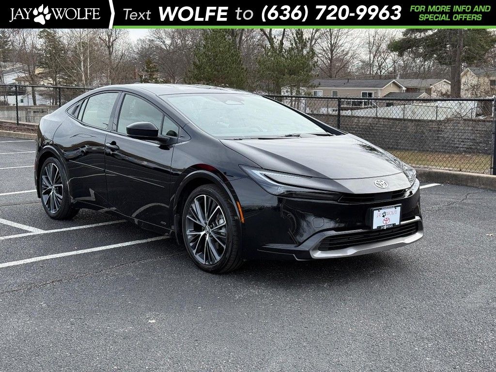 2025 Toyota Prius XLE AWD