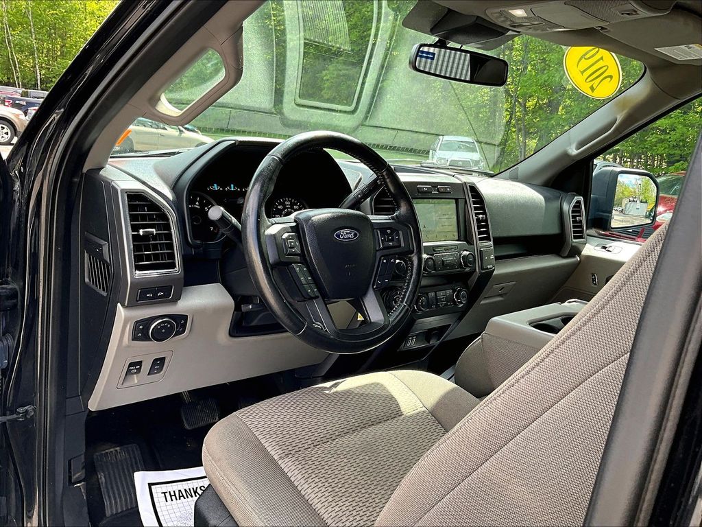 2019 Ford F-150 — photo 8