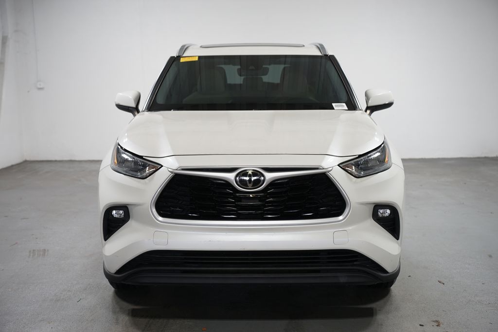 Thumbnail: 2020 Toyota Highlander - 2