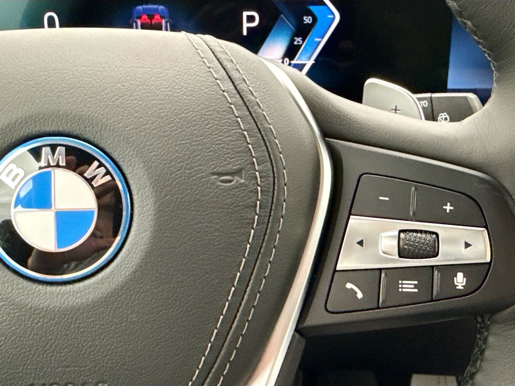 Thumbnail: 2026 BMW X5 - 12