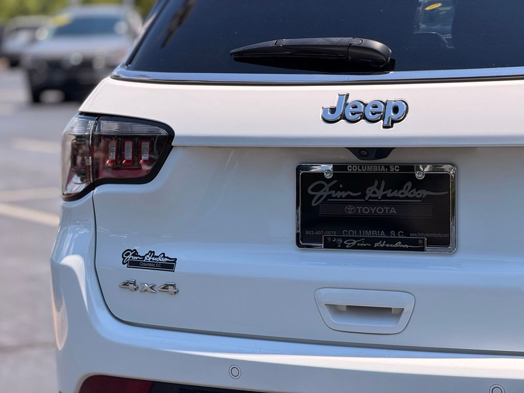 2025 Jeep Compass Limited Bright White Clearcoat - Jim Hudson Acura - Image 15