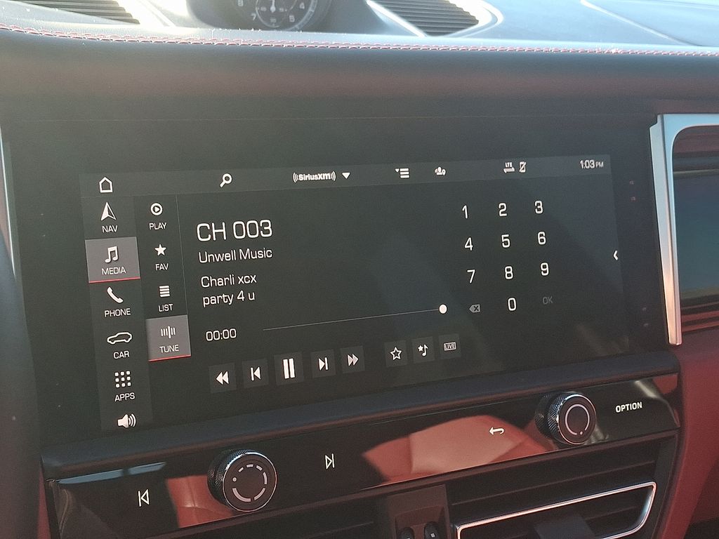 Thumbnail: 2024 Porsche Macan - 20