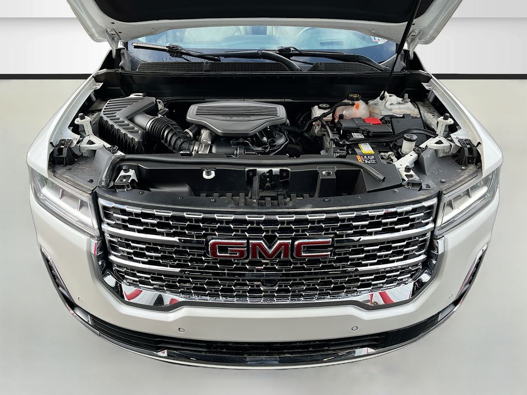 Used 2023 White GMC Denali image 34