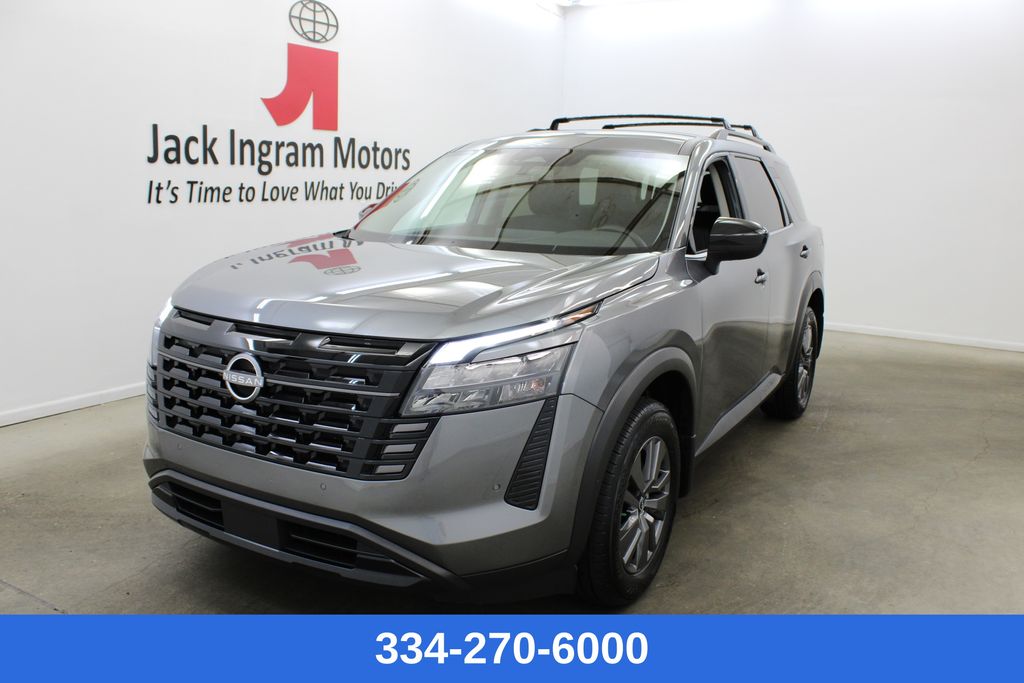 Gray (Gun Metallic) 2026 Nissan Pathfinder SUV / Crossover Front-Wheel Drive 9-Speed Automatic