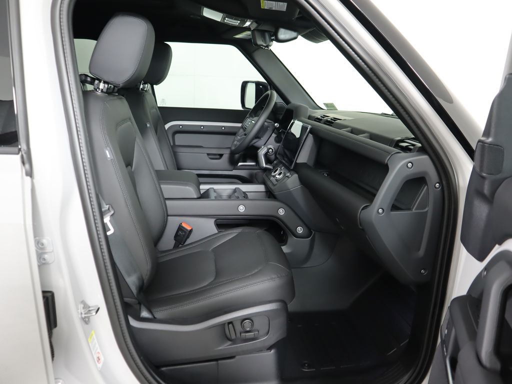 Thumbnail: 2026 Land Rover Defender - 20