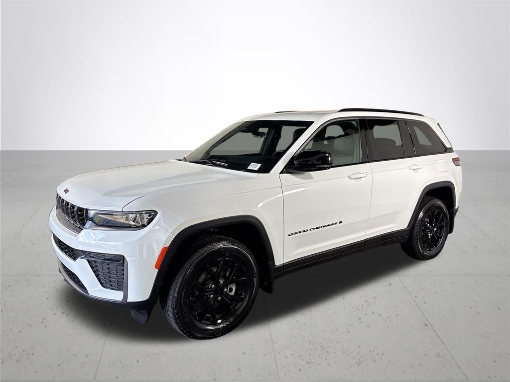 2026 Jeep Grand Cherokee Altitude