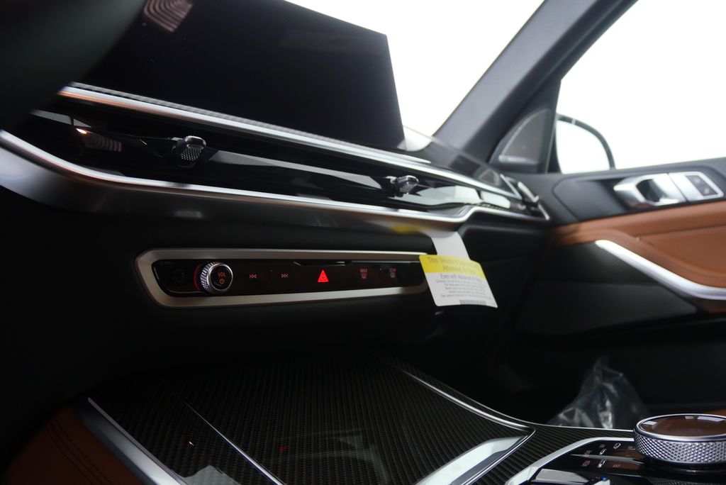 Thumbnail: 2026 BMW X5 - 20