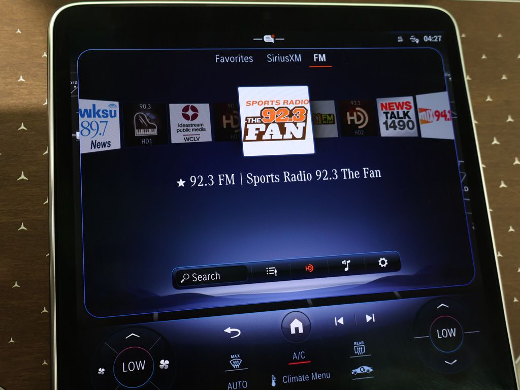 Used 2023 Blue Mercedes-Benz 350 SUV image 52