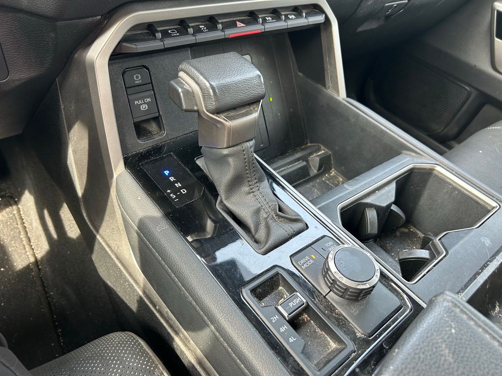 2023 Toyota Tundra Limited 26