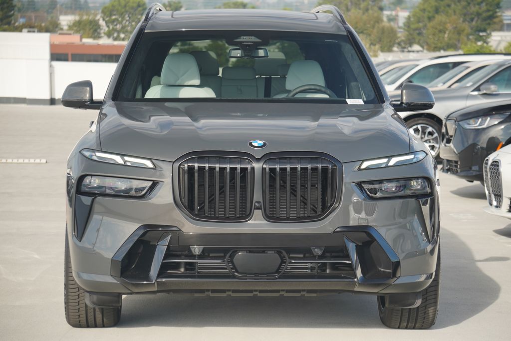 Thumbnail: 2026 BMW X7 - 2
