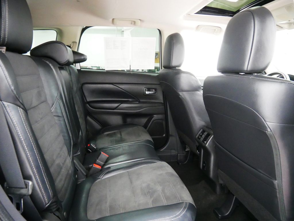 Used 2020 Mitsubishi Outlander SUV