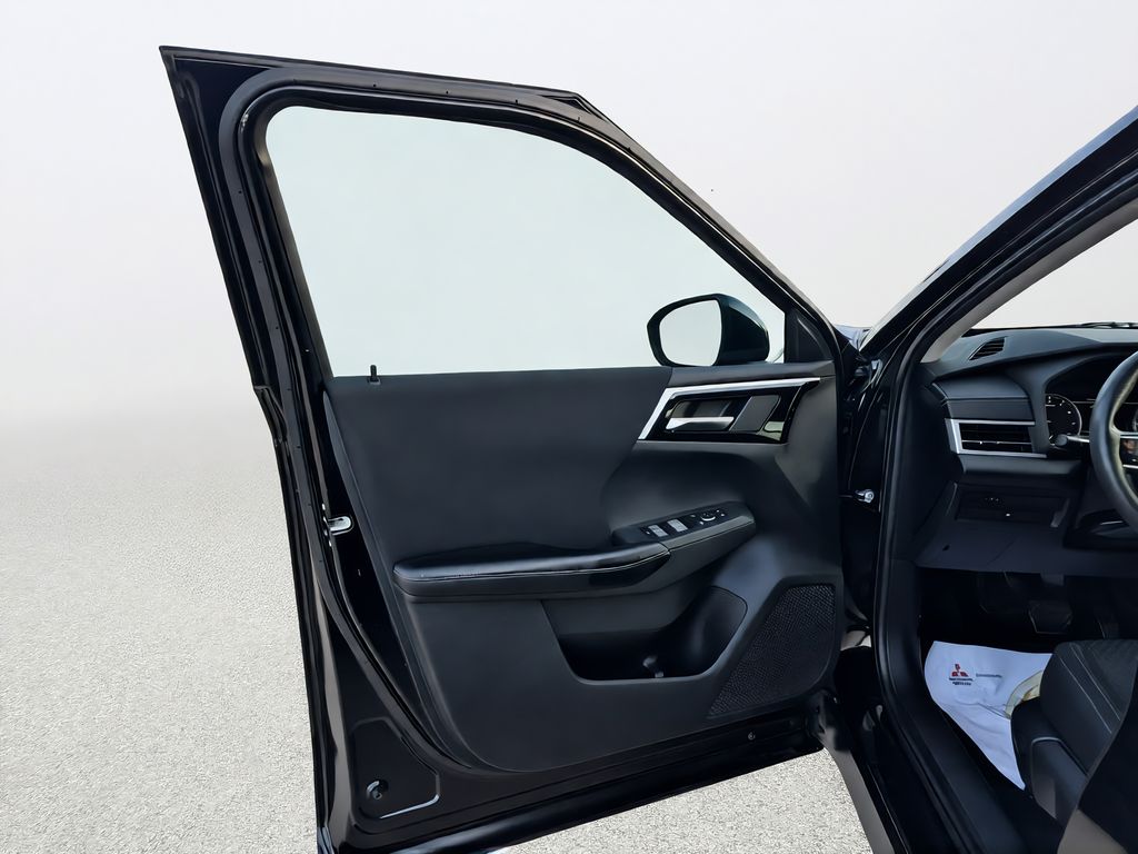 2022 Mitsubishi Outlander ES Black at DeMontrond Automotive Group