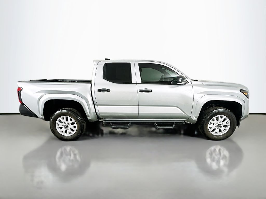 Thumbnail: 2025 Toyota Tacoma - 4