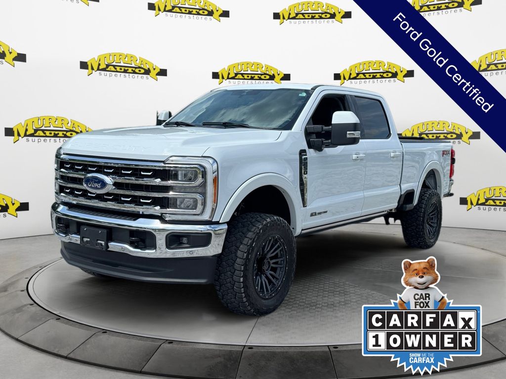 Oxford White 2023 Ford F-250 Super Duty Pickup Truck Four-Wheel Drive Automatic