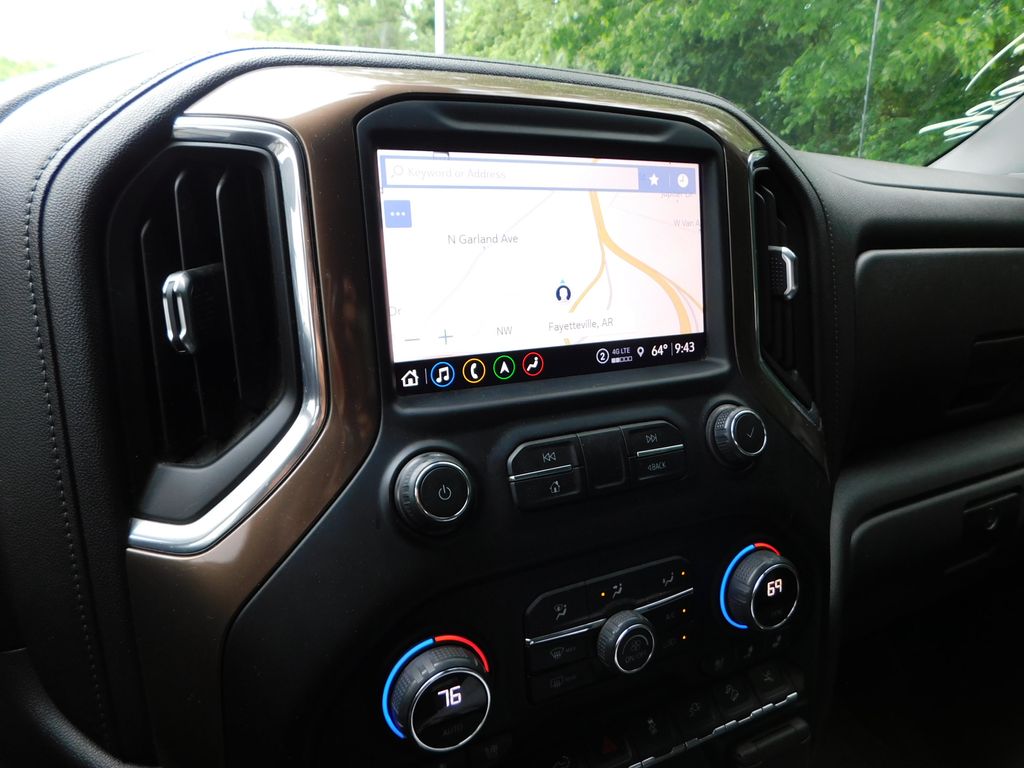 2021 Chevrolet Silverado 1500 High Country 9