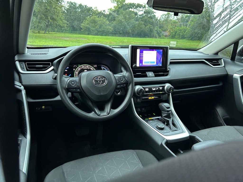 Thumbnail: 2025 Toyota RAV4 - 12