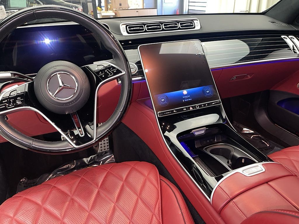 Thumbnail: 2022 Mercedes-Benz S-Class - 11