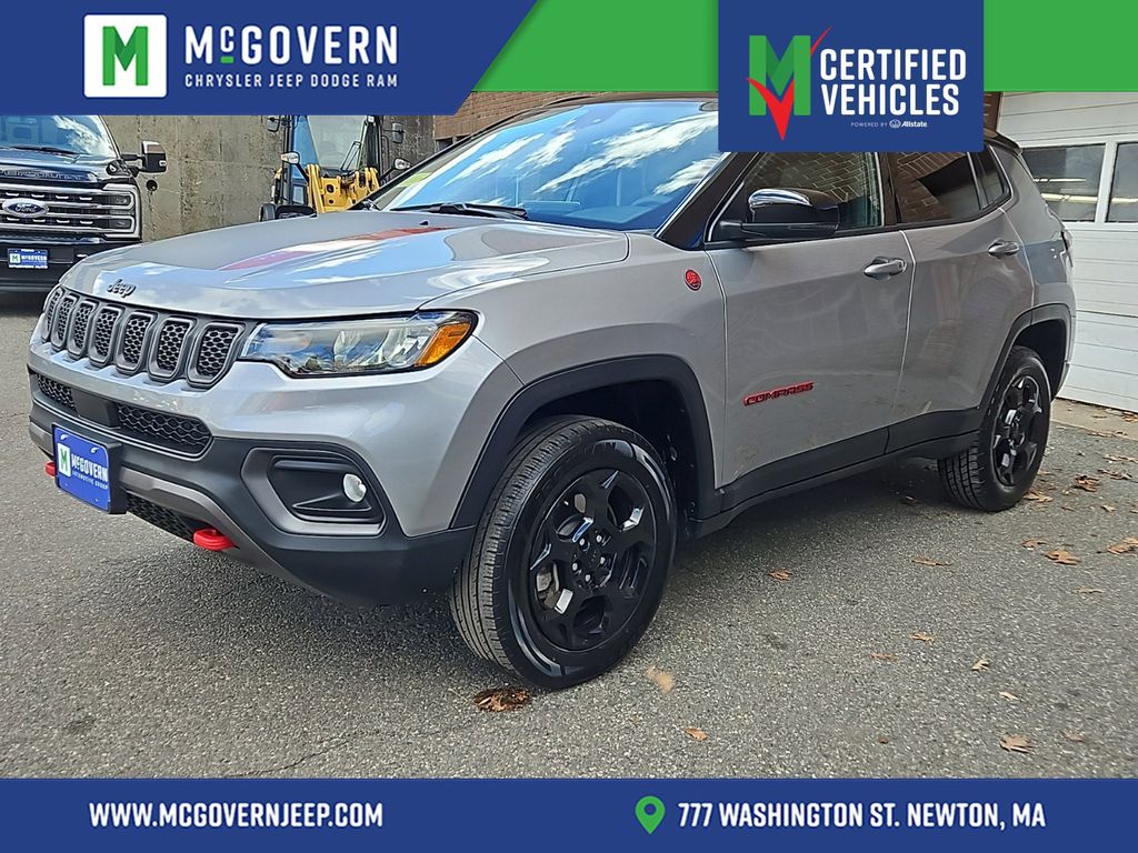 2023 Jeep Compass Trailhawk photo