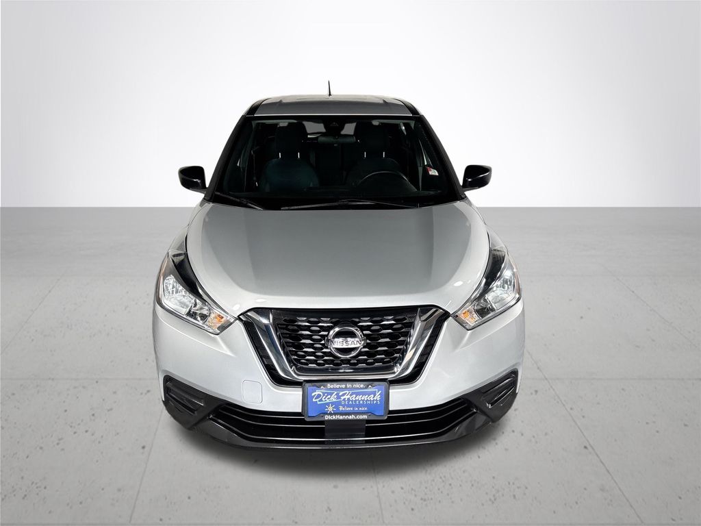 2020 Nissan Kicks S