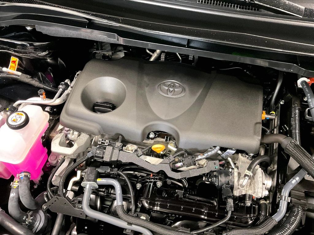 2025 Toyota Sienna — photo 36