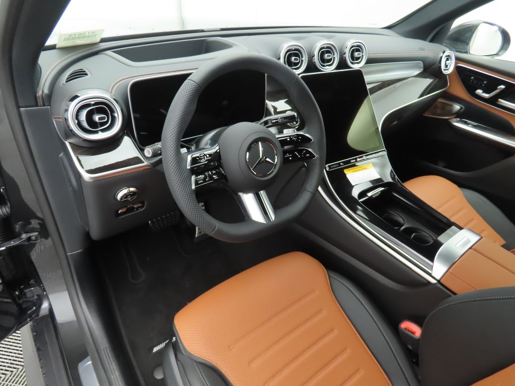 Thumbnail: 2026 Mercedes-Benz GLC - 9