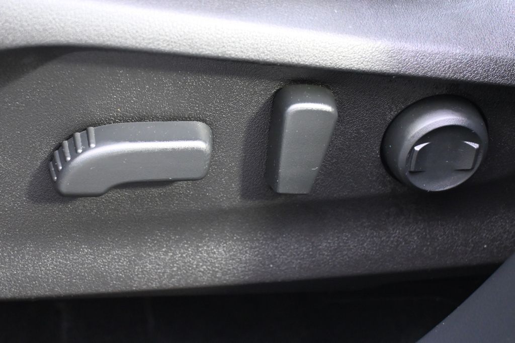 Used 2020 Silver Subaru Sport image 11