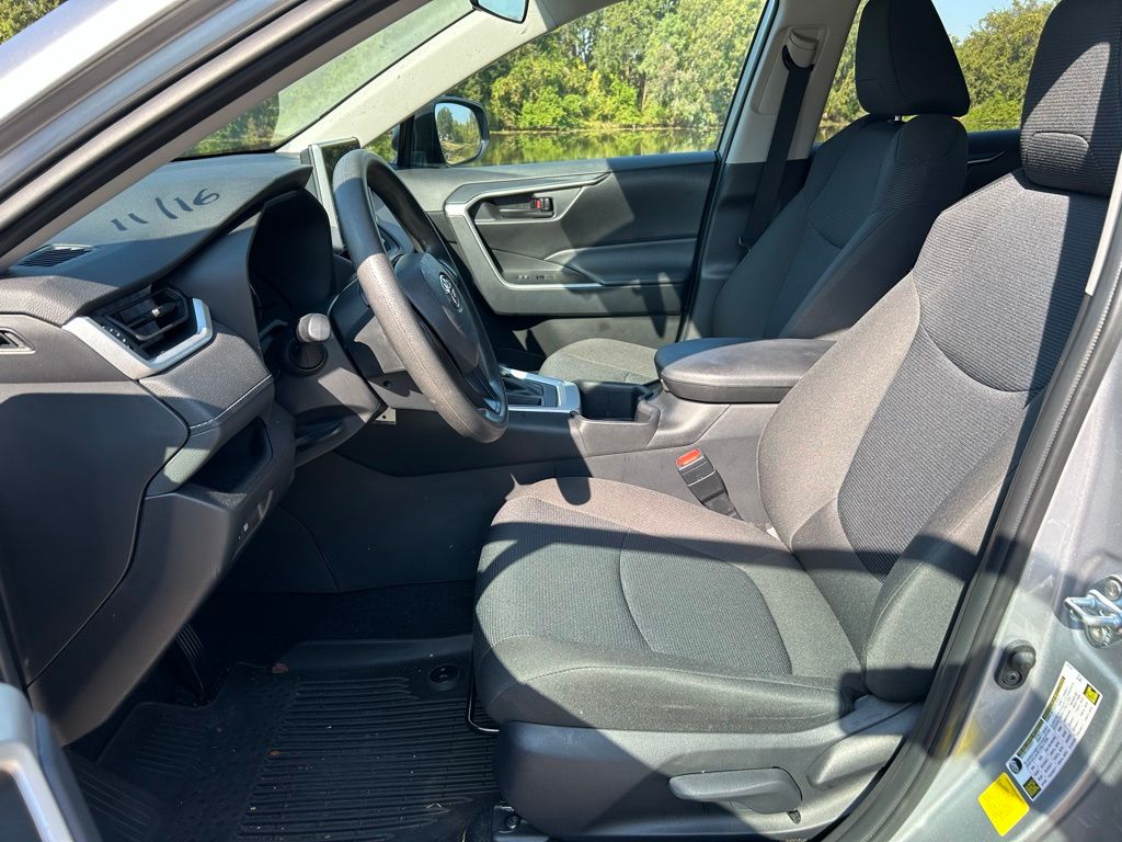 Thumbnail: 2024 Toyota RAV4 - 12