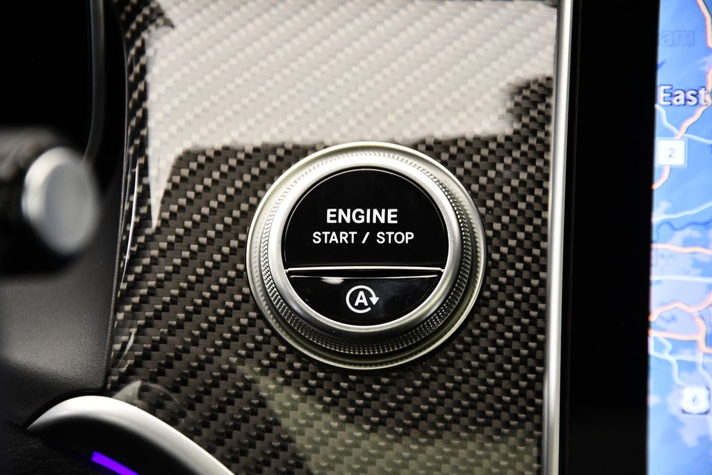 Thumbnail: 2025 Mercedes-Benz GLC - 26