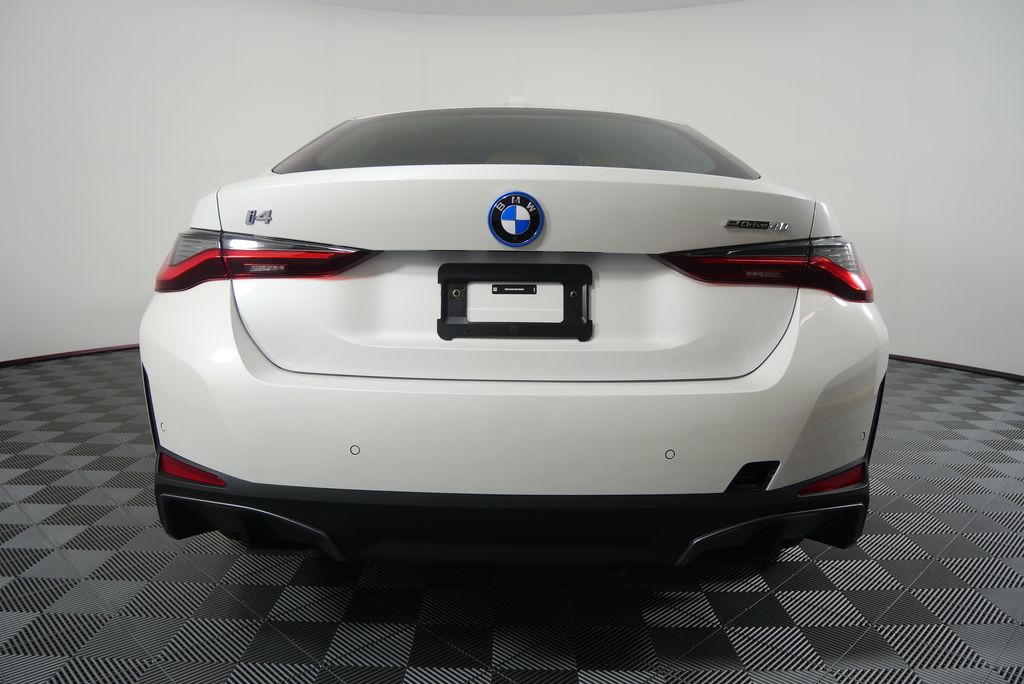 2025 BMW i4 eDrive40 4